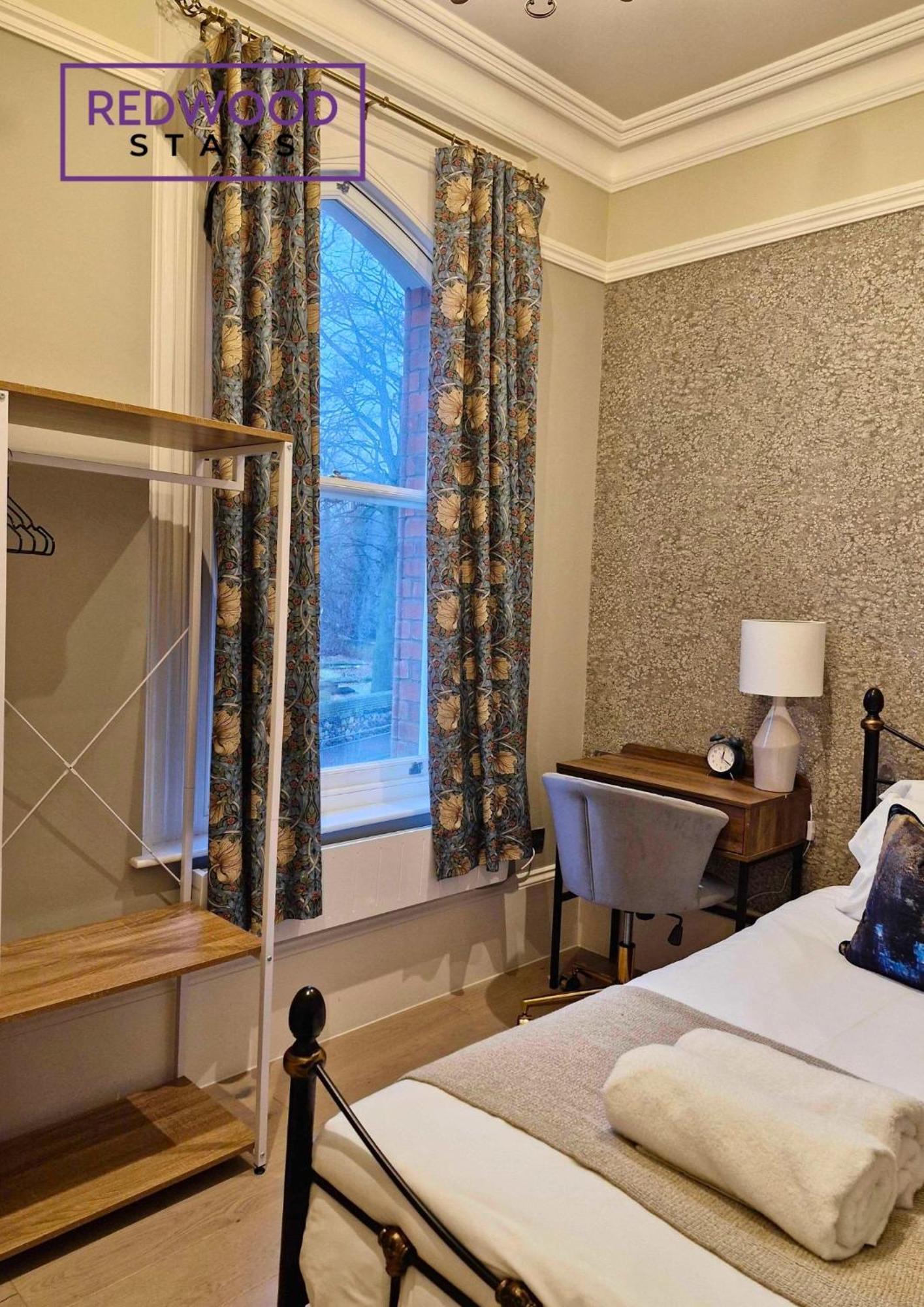 Quality 2 Bed 1 Bath For Contractors By Redwood Apartamento *